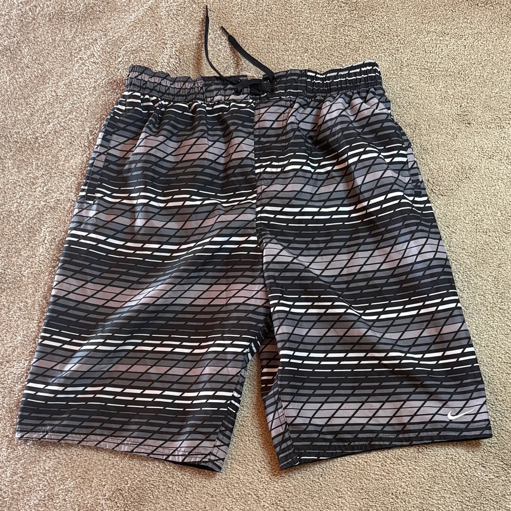 Nike Men's Black and Gray Patterned Swim Shorts Medium